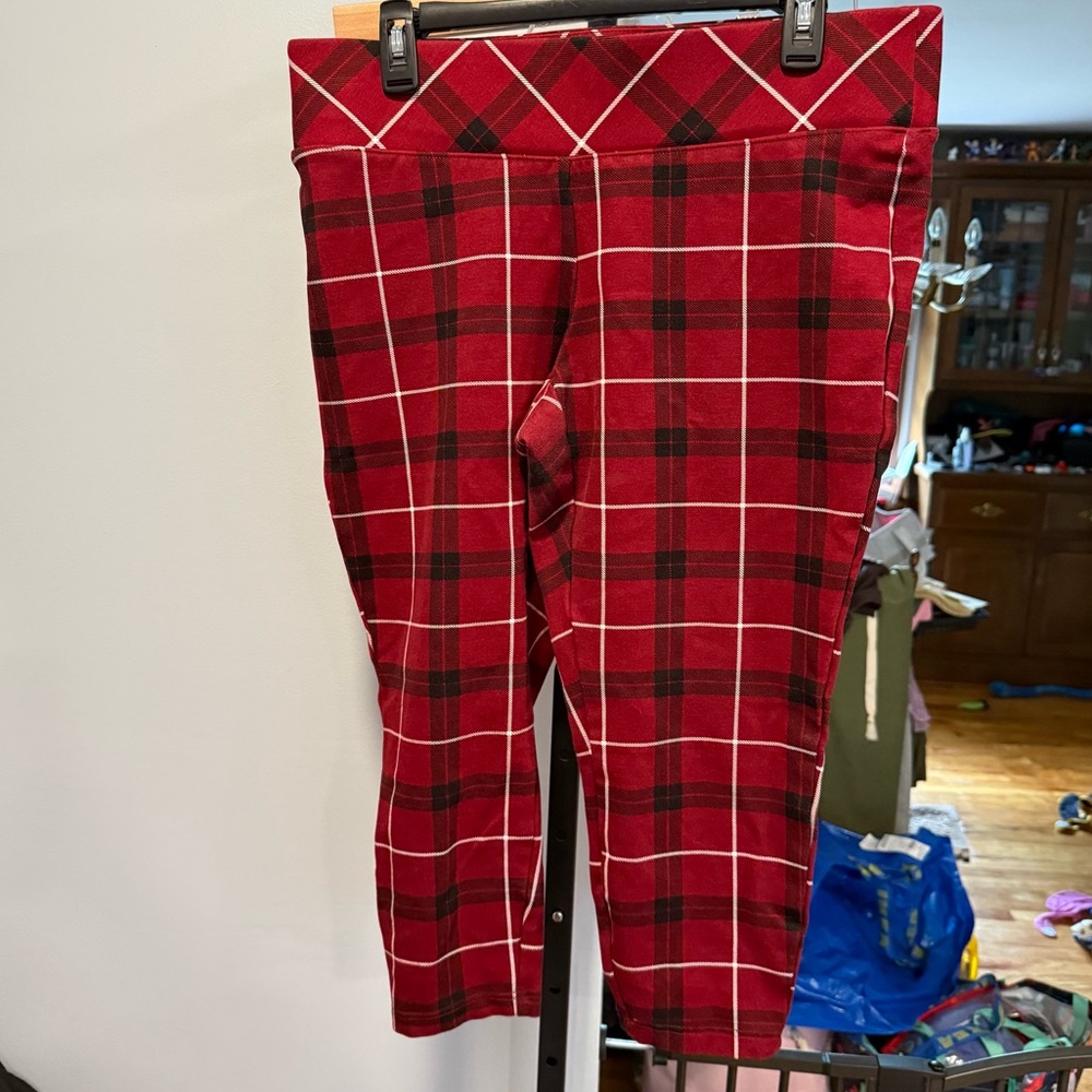 Torrid Crop Ponte Stretch Pixie Pants Red Plaid, … - image 3
